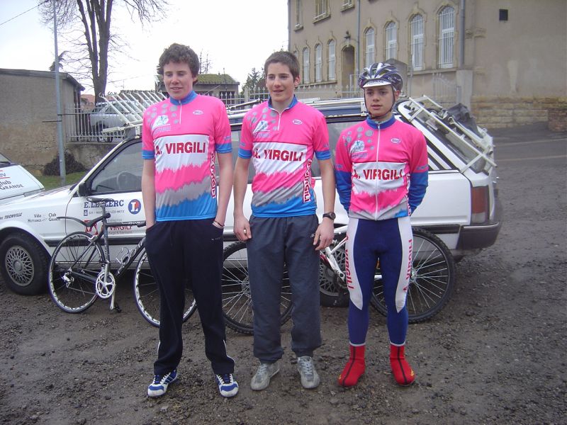 gal/Saison_2006/equipes_coureurs_2006/Copie de Coureurs 2006 005.jpg